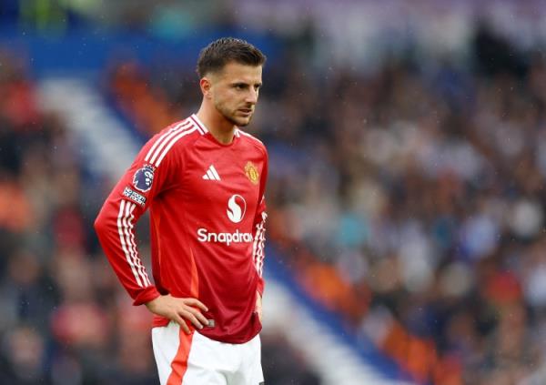 曼聯最水7號??芒特6420萬加盟1年半1球1助，首發踢13分鐘又傷了